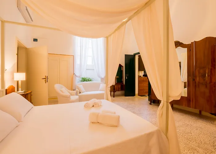 Palazzo Ashian Bed & Breakfast 3*