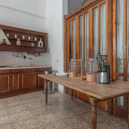 Palazzo Ashian Acquarica del Capo